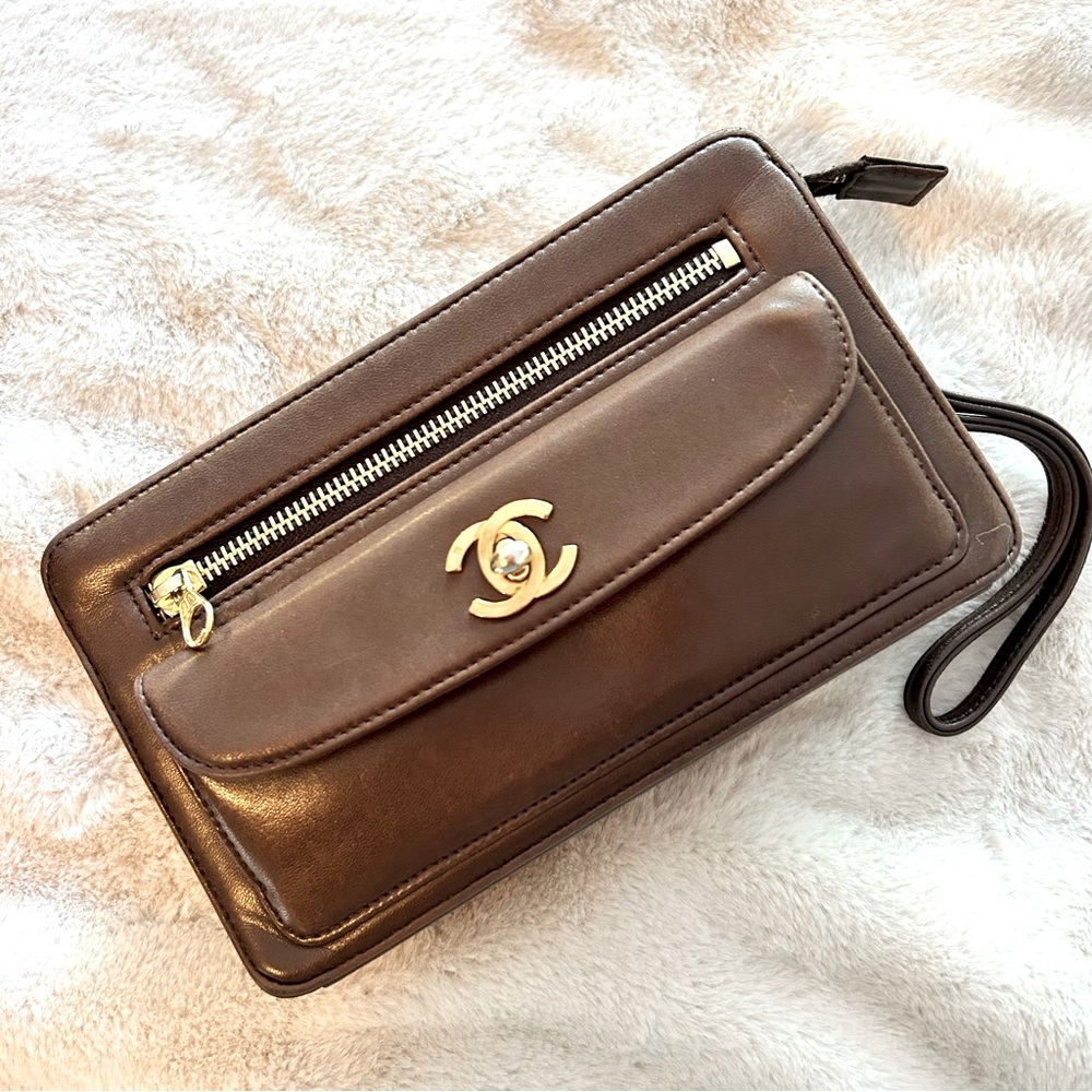Chanel Smooth Lambskin Clutch Bag